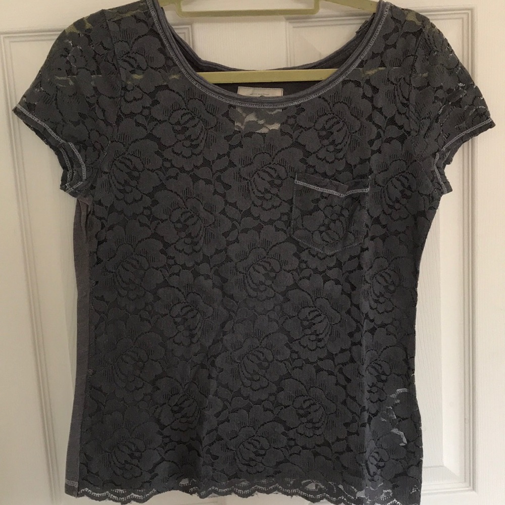 Hollister gray Floral tee
